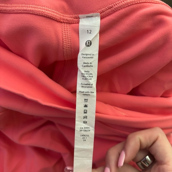 Lululemon Raspberry Cream Align HR 28” - Picture 5 of 6